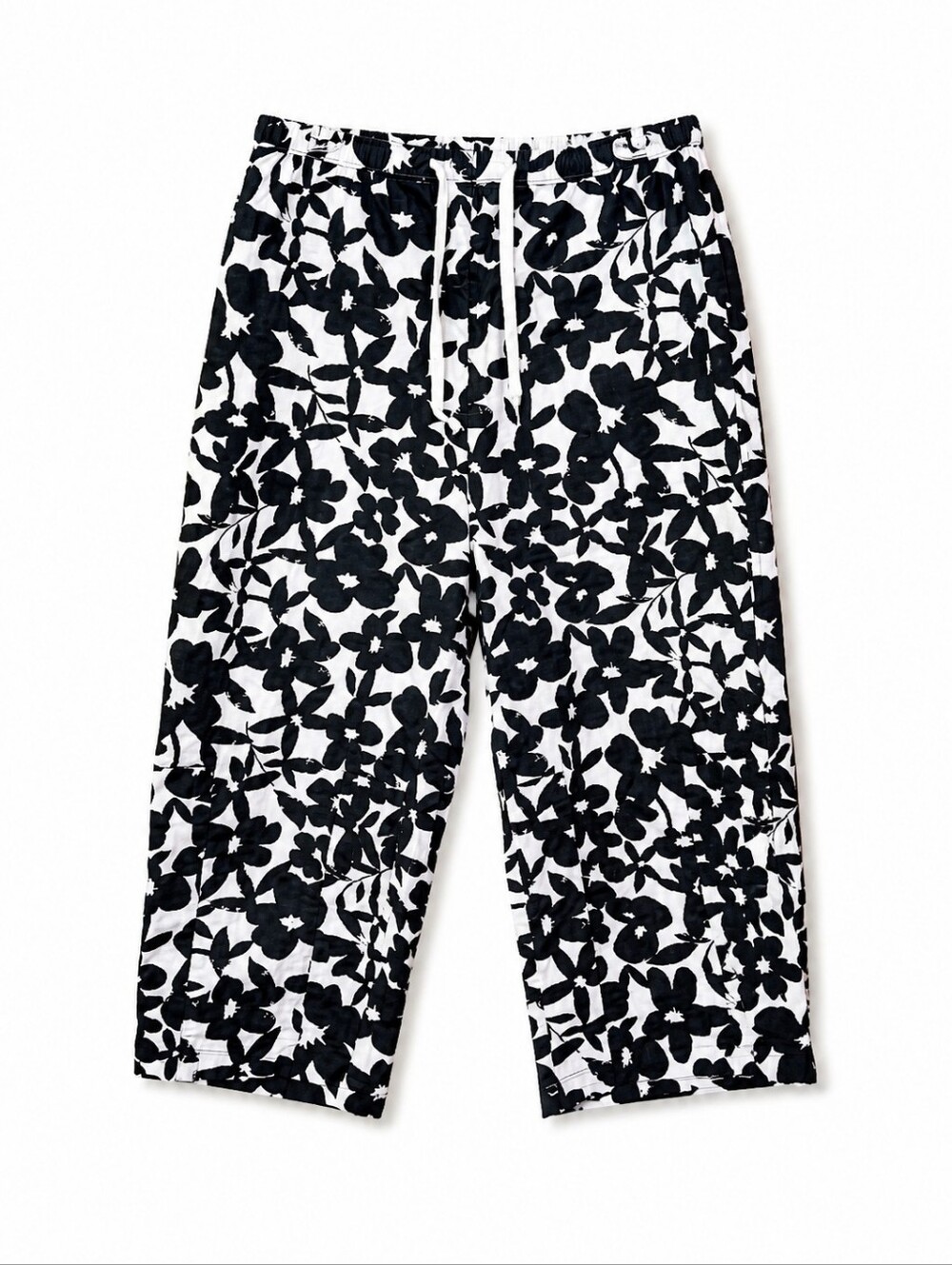 St. John's Bay Black & White Floral Cropped Pants